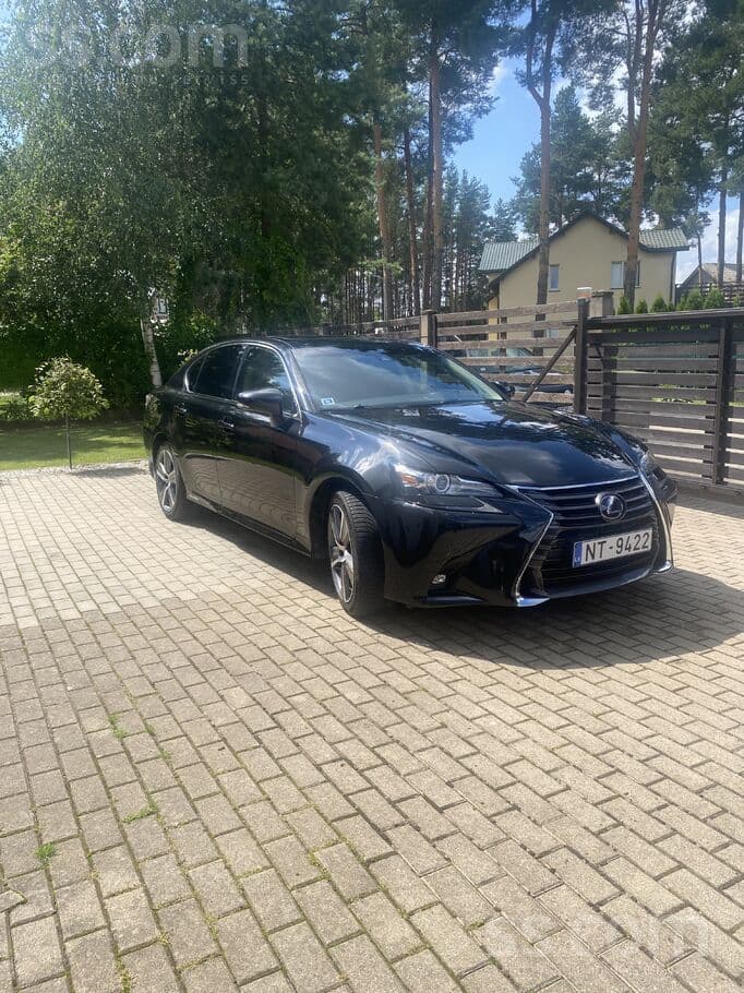 2017 Lexus GS 3
