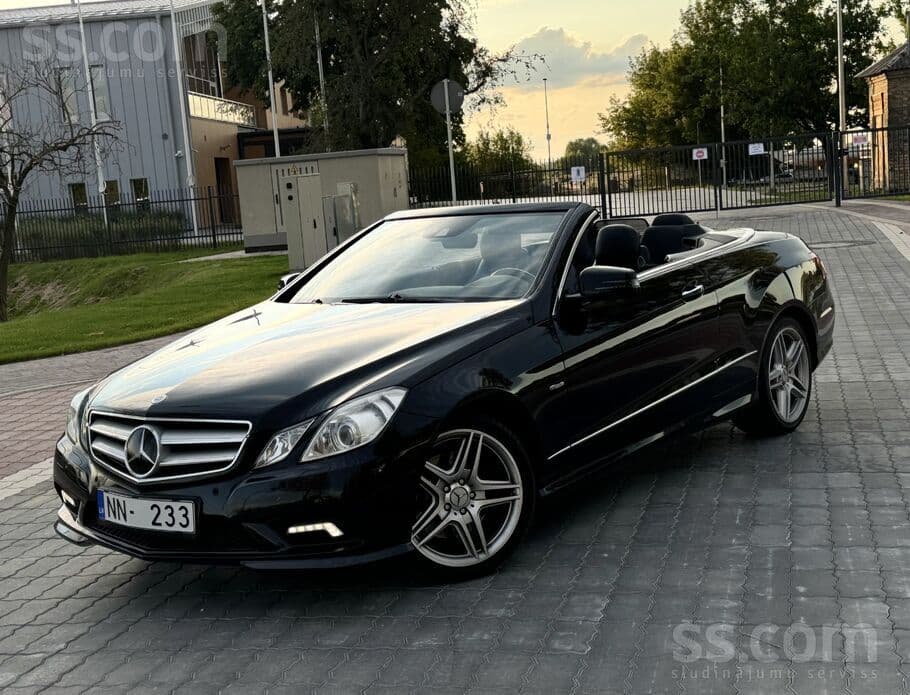 2010 Mercedes-Benz E350
