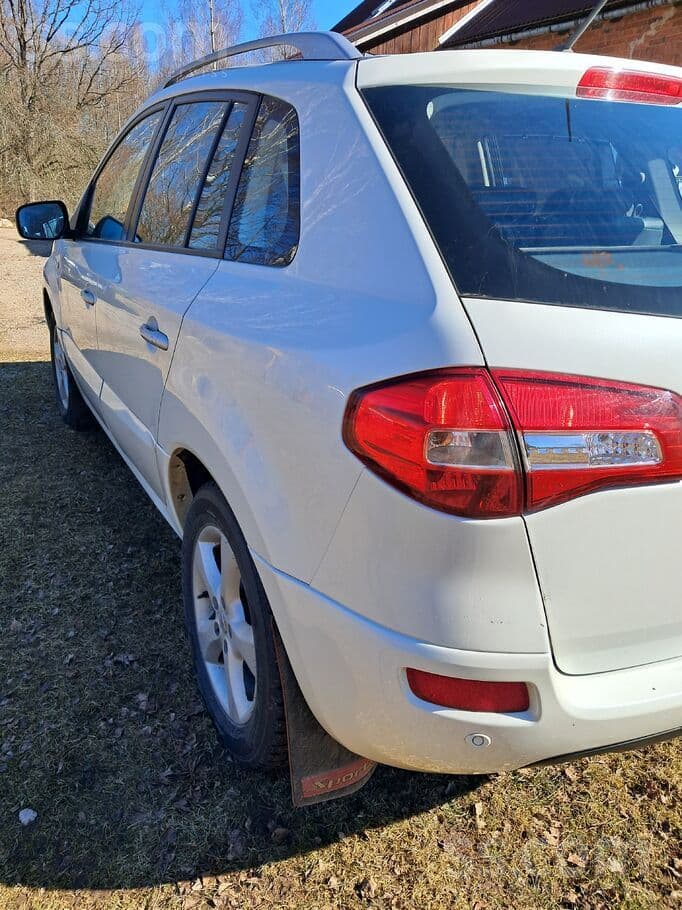 2009 Renault Koleos 5