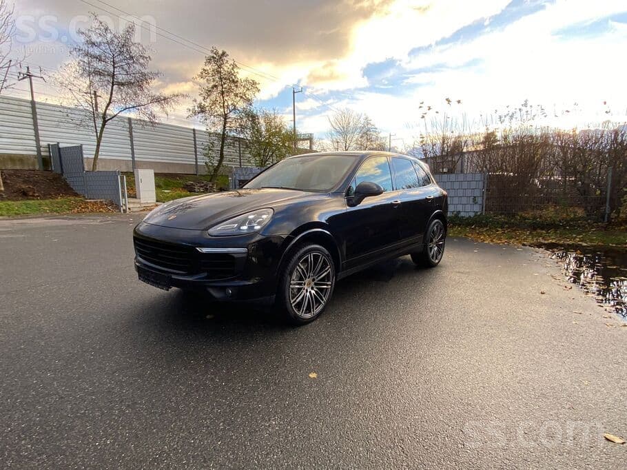2015 Porsche Cayenne