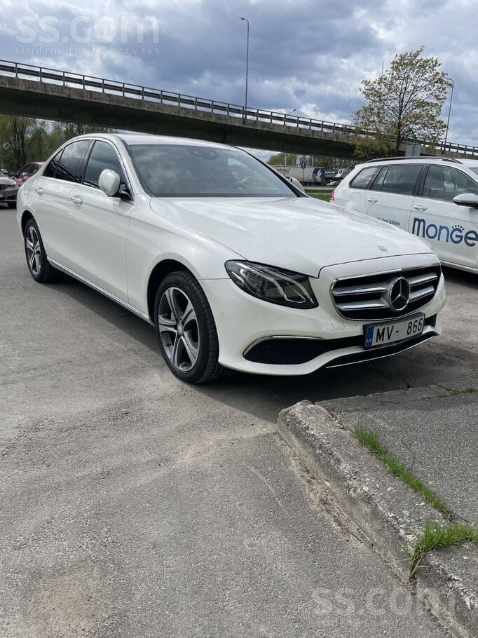 2016 Mercedes-Benz E350