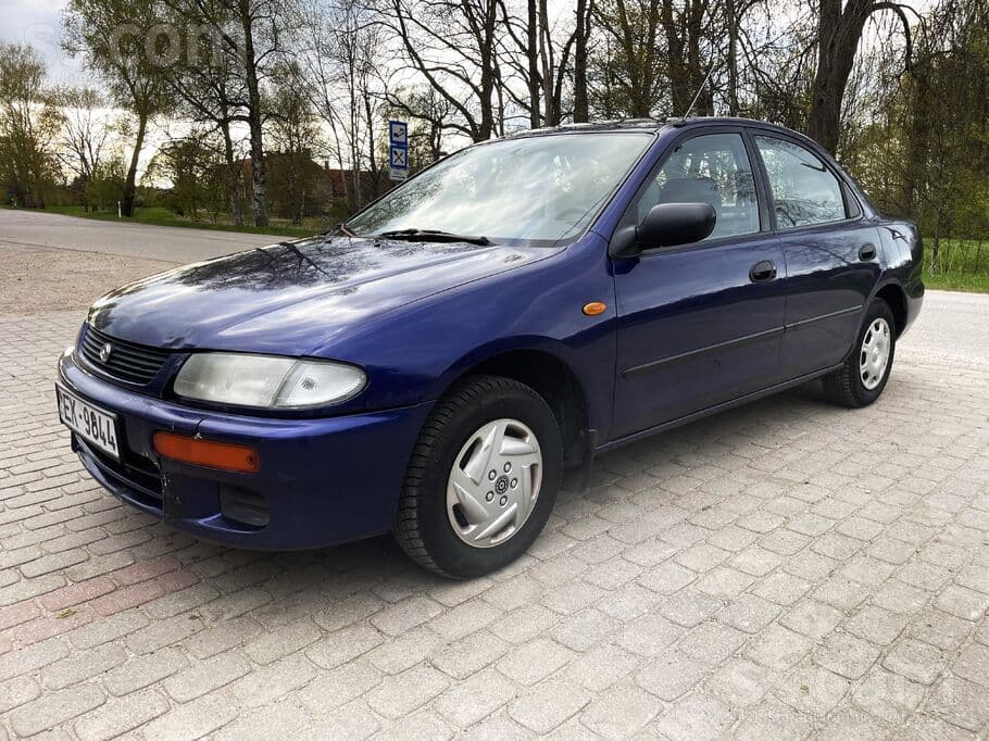 1994 Mazda 323