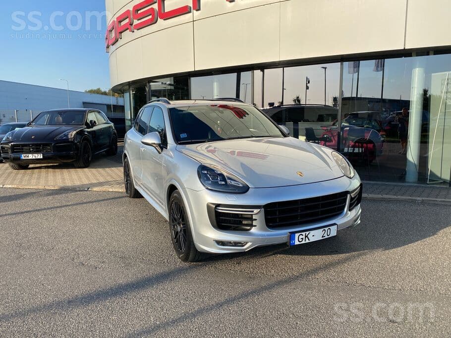 2016 Porsche Cayenne