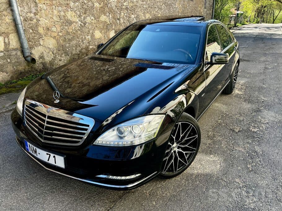 2011 Mercedes-Benz S350