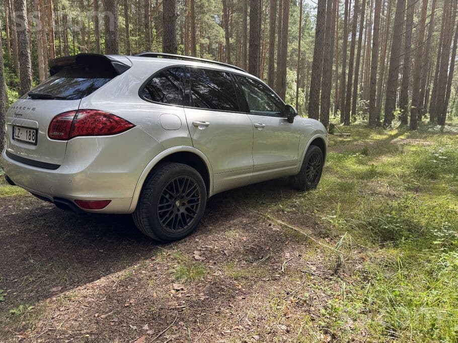 2013 Porsche Cayenne