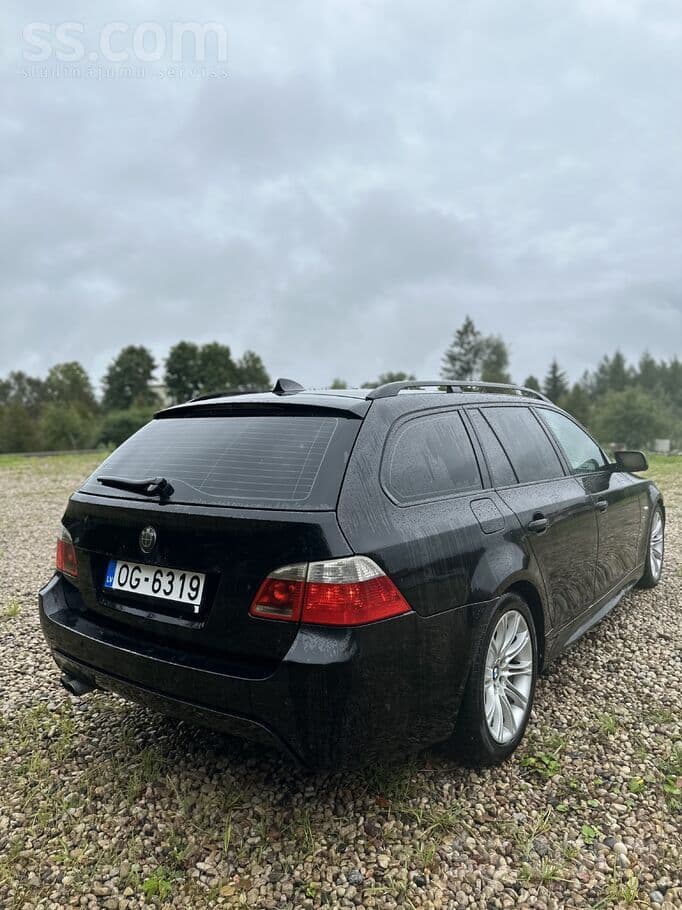 2004 BMW 530 4