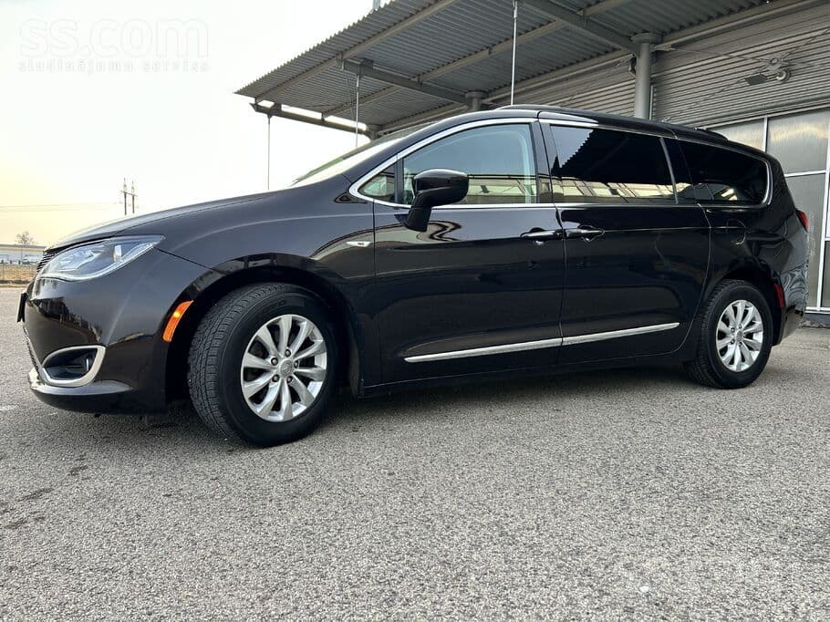 2017 Chrysler Pacifica