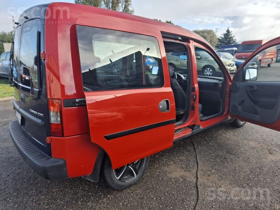 2005 Opel Combo