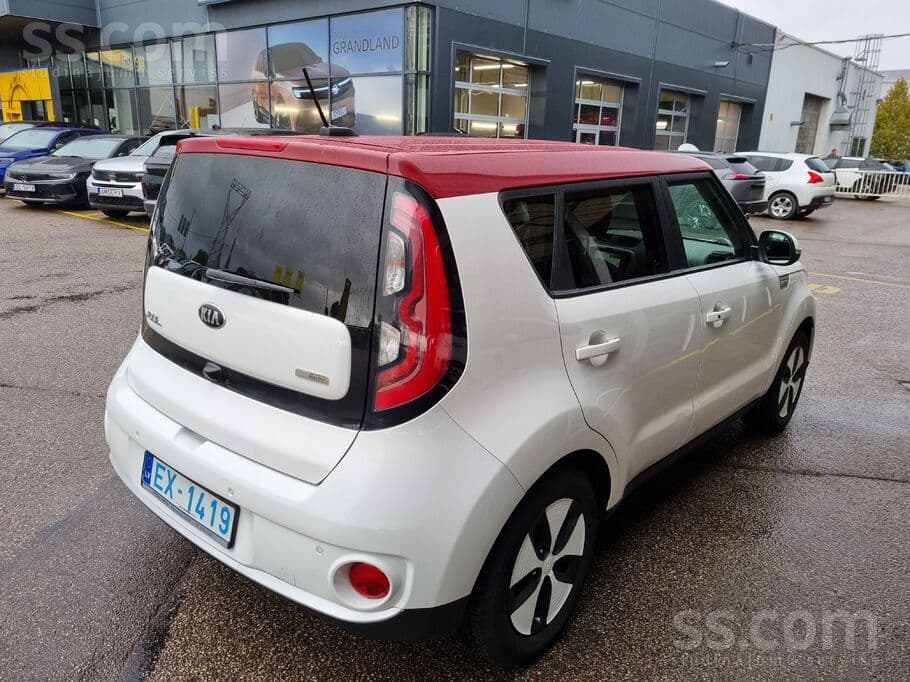 2016 Kia Soul 2