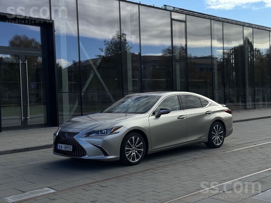 2021 Lexus ES