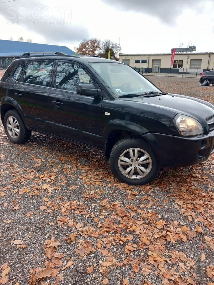 2009 Hyundai Tucson 4