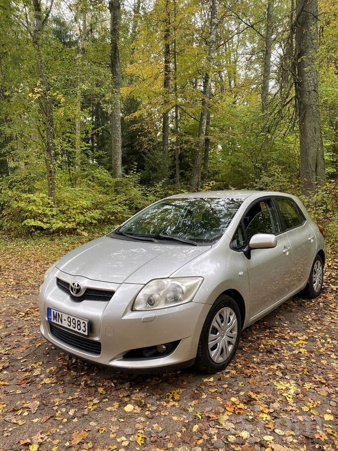 2007 Toyota Auris