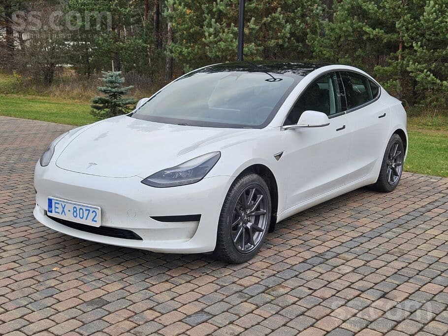 2020 Tesla Model 3 5