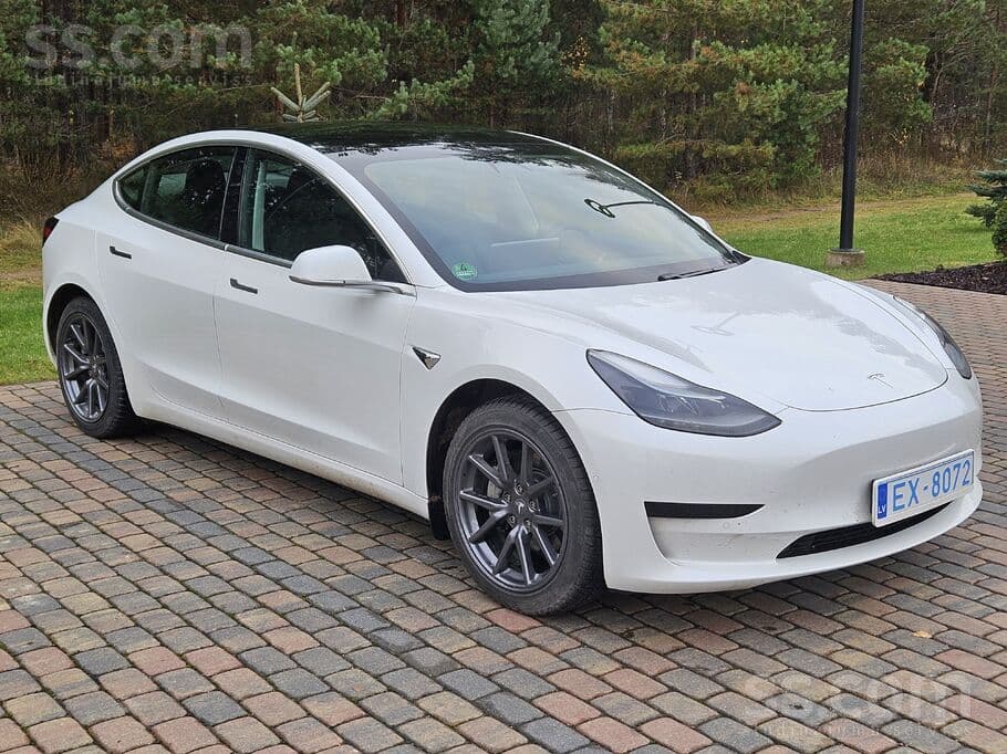 2020 Tesla Model 3 2