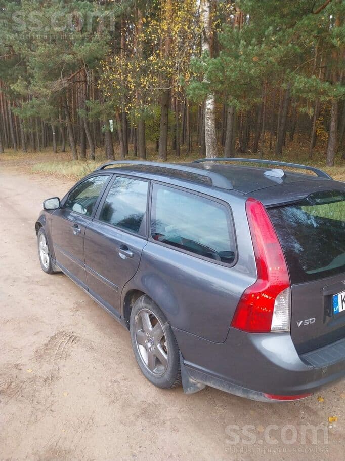 2009 Volvo V50