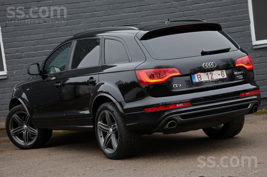 2013 Audi Q7 4