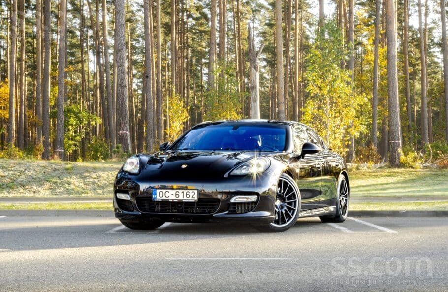 2012 Porsche Panamera