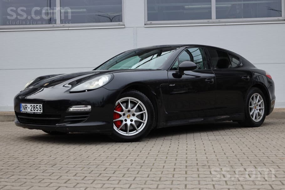 2012 Porsche Panamera
