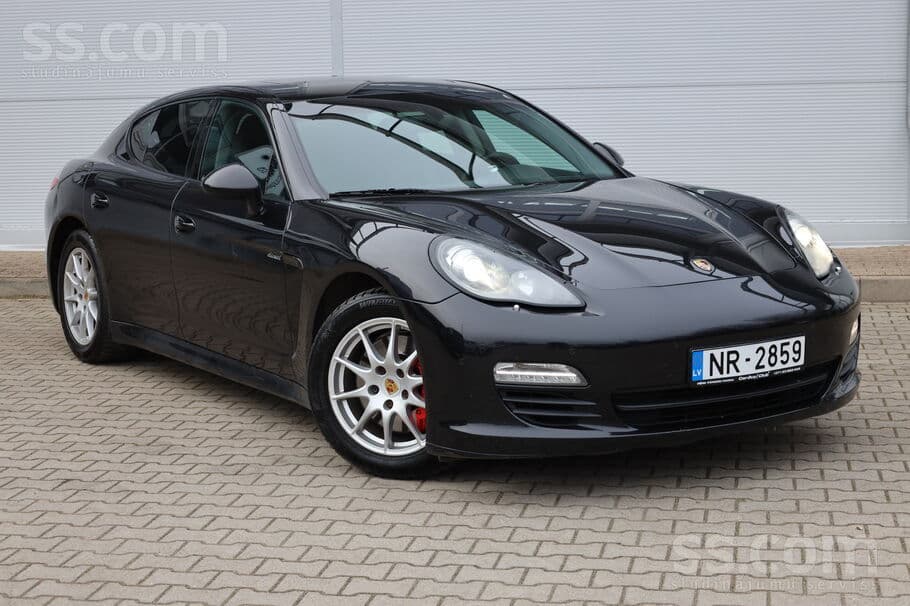 2012 Porsche Panamera 3