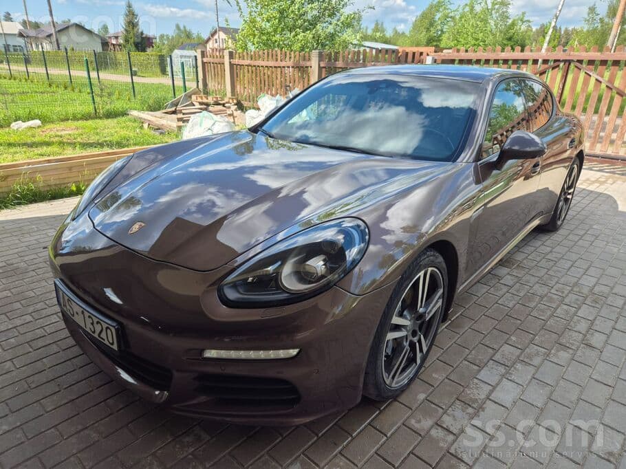 2013 Porsche Panamera