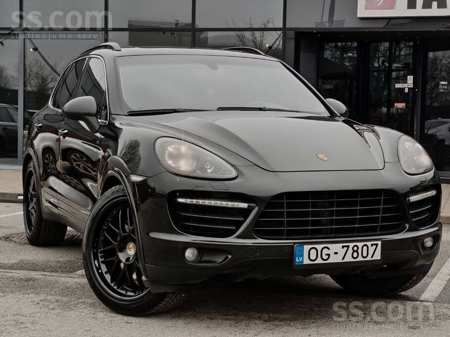 2010 Porsche Cayenne 4
