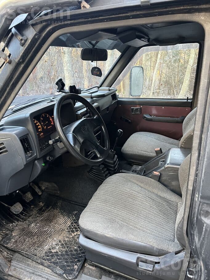 1991 Nissan Patrol 5