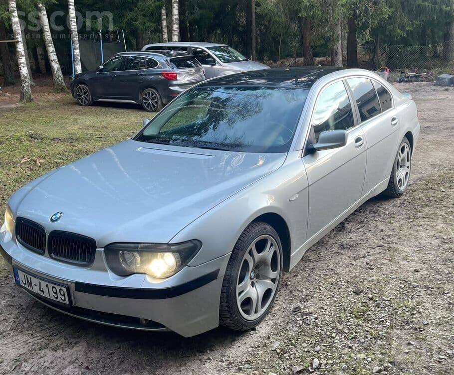 2003 BMW 730