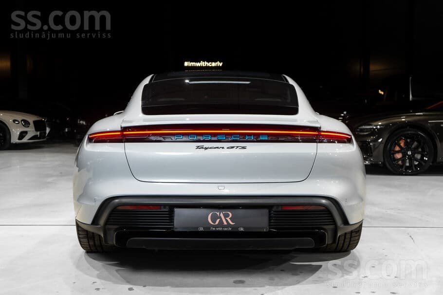 2023 Porsche Taycan 5