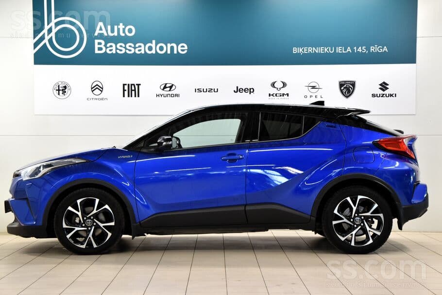 2019 Toyota C-HR 4