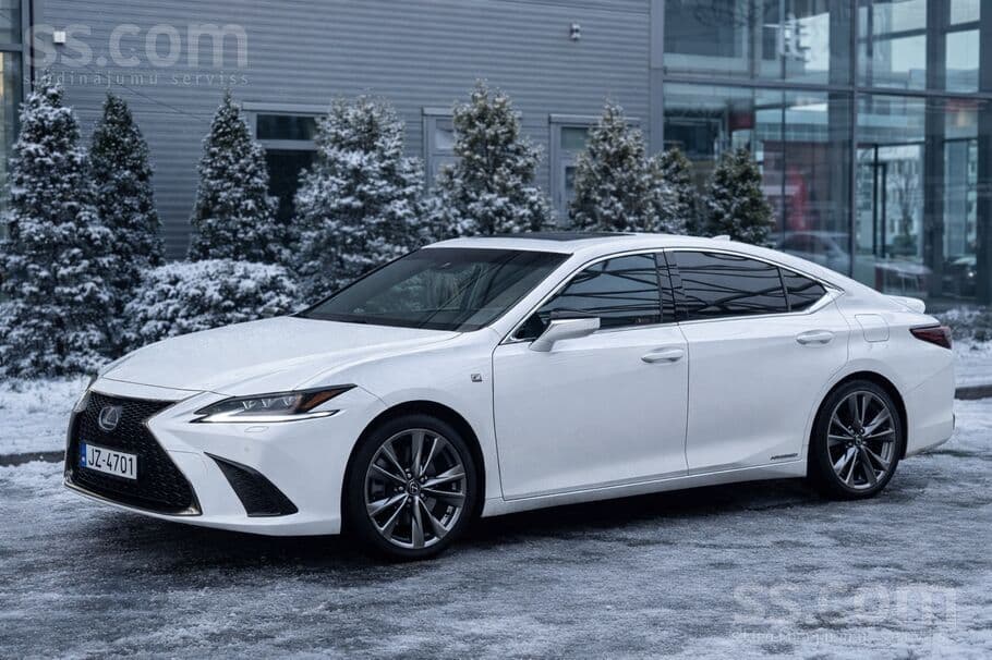 2019 Lexus ES
