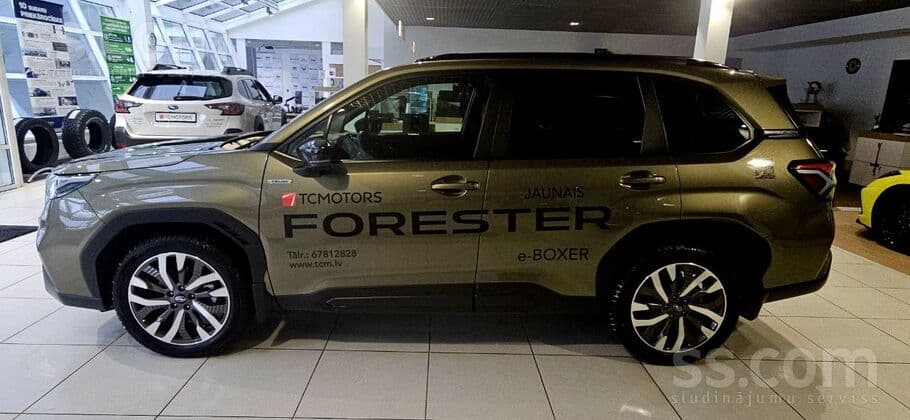 2025 Subaru Forester 4