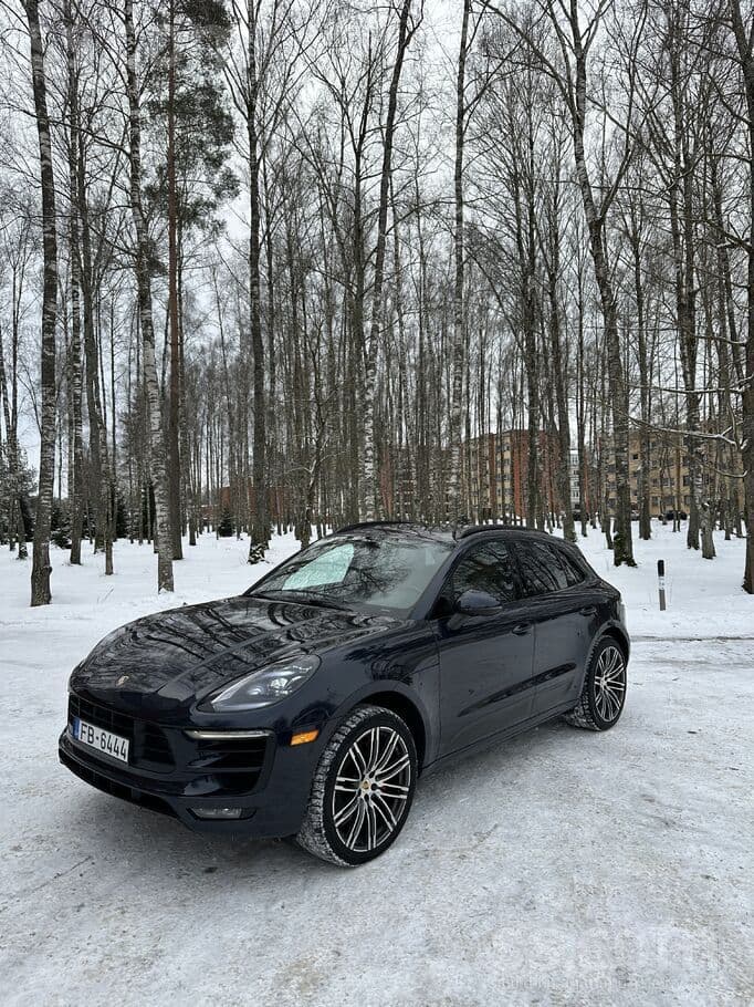 2017 Porsche Macan