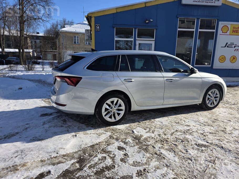 2022 Skoda Octavia 2