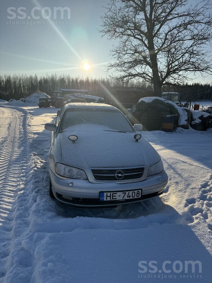 1999 Opel Omega