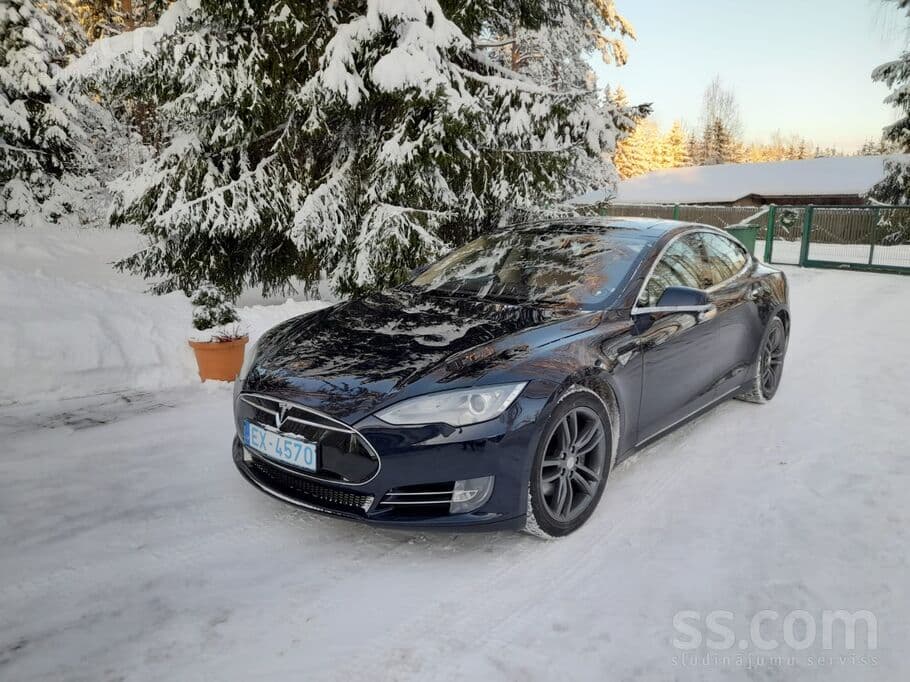 2014 Tesla Model S