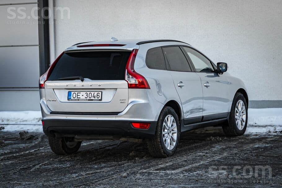2009 Volvo XC 60 4