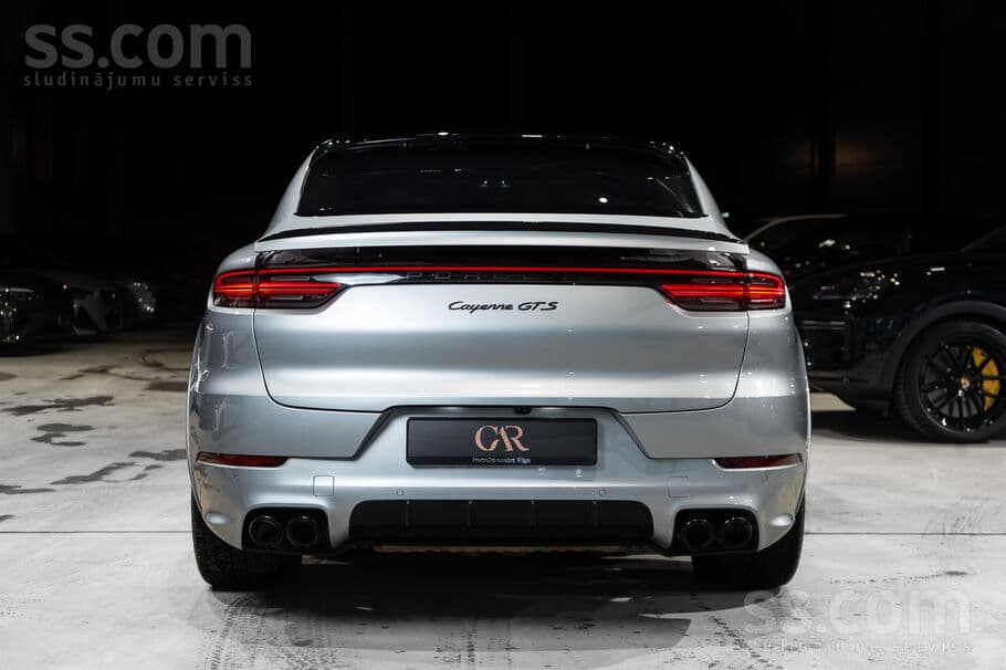 2022 Porsche Cayenne 5