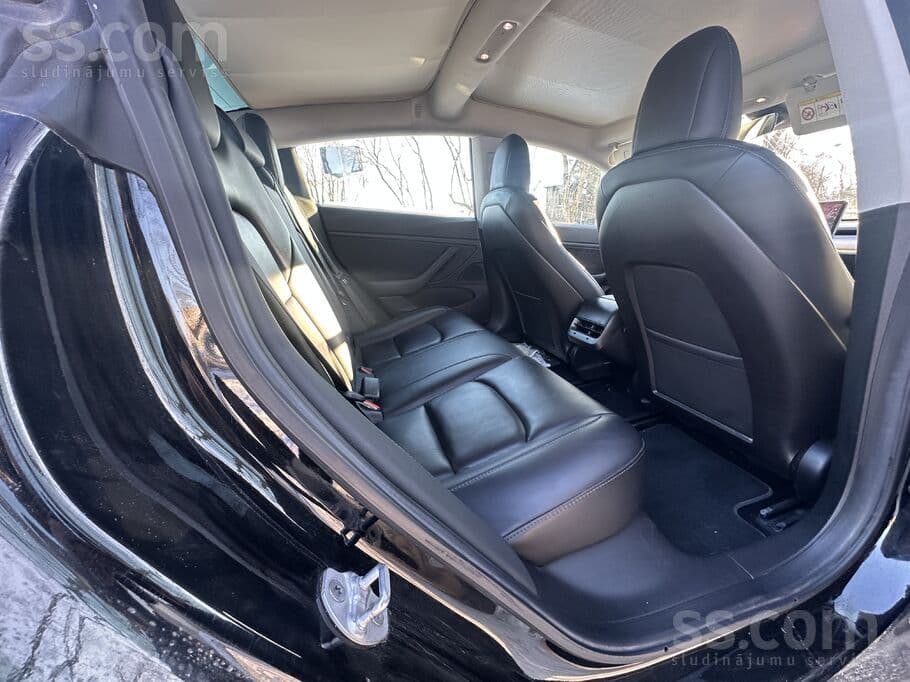 2019 Tesla Model 3 5