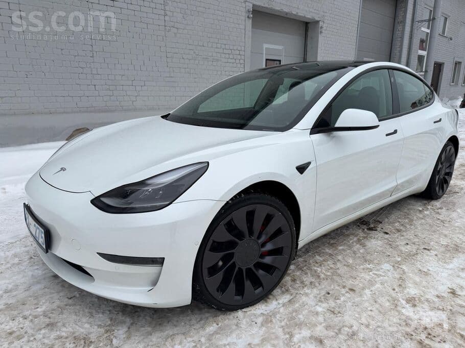 2021 Tesla Model 3
