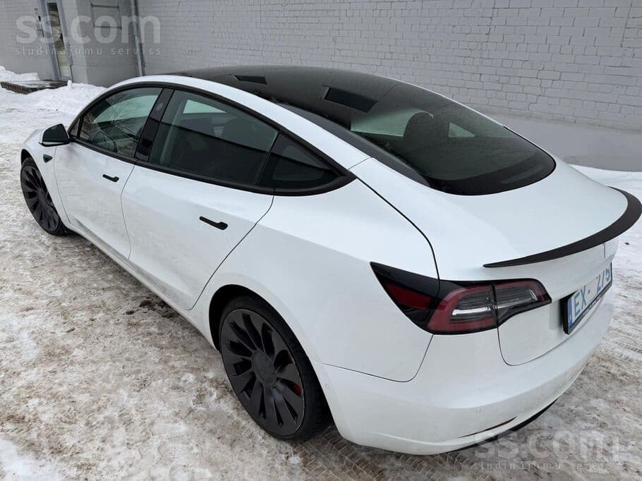 2021 Tesla Model 3 3