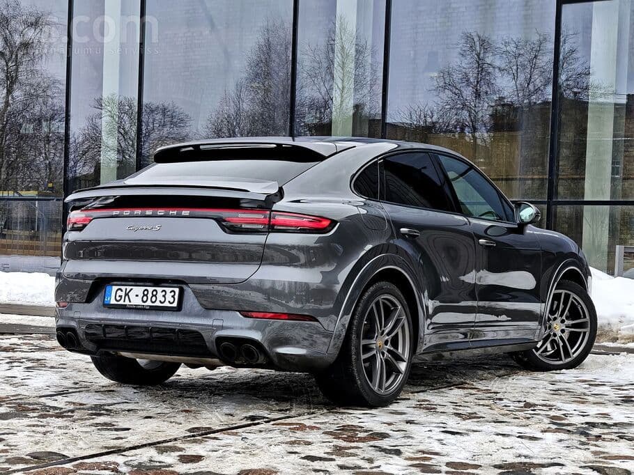 2020 Porsche Cayenne 3