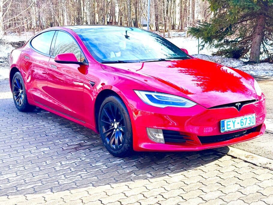 2018 Tesla Model S 2