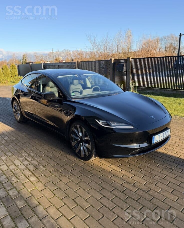 2024 Tesla Model 3 2