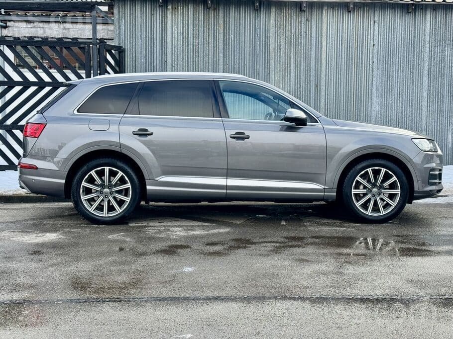 2017 Audi Q7 5