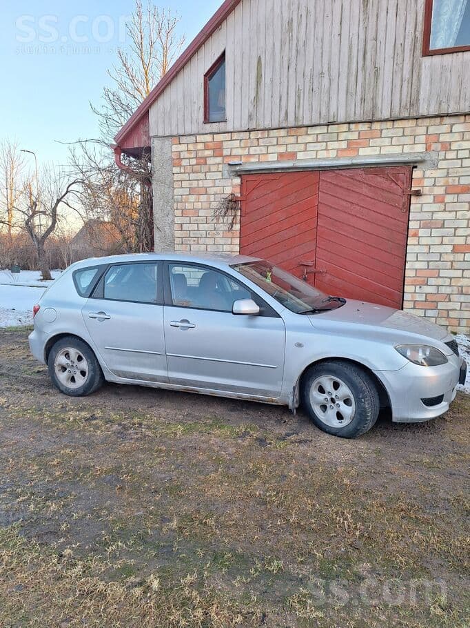 2004 Mazda 3 3