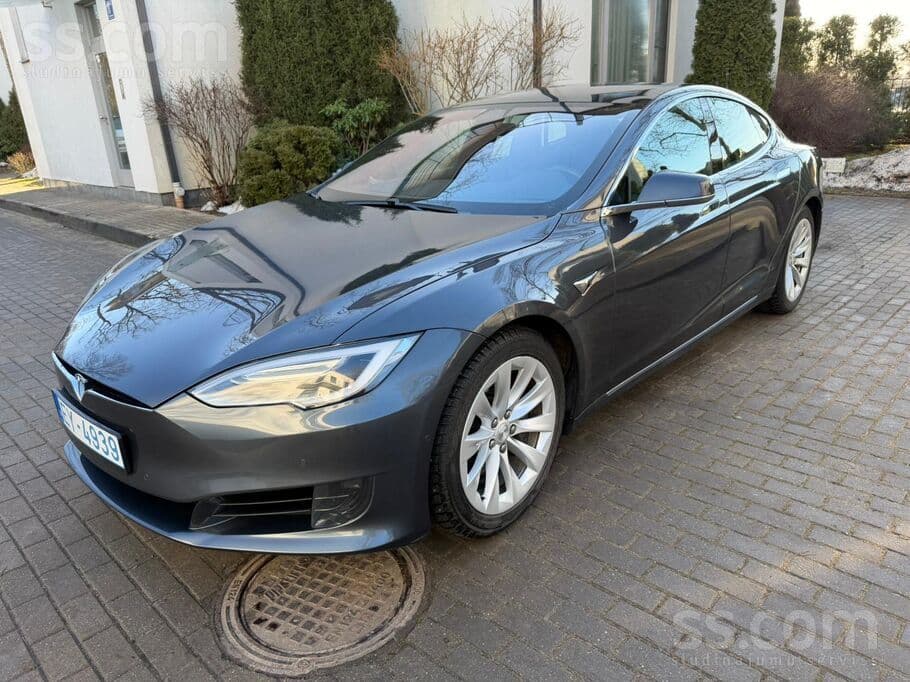 2017 Tesla Model S