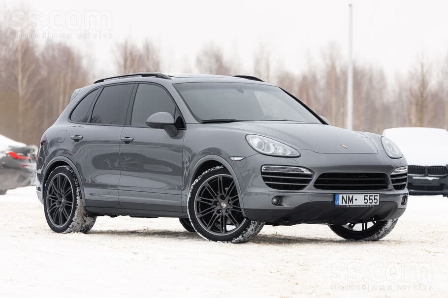 2011 Porsche Cayenne 3