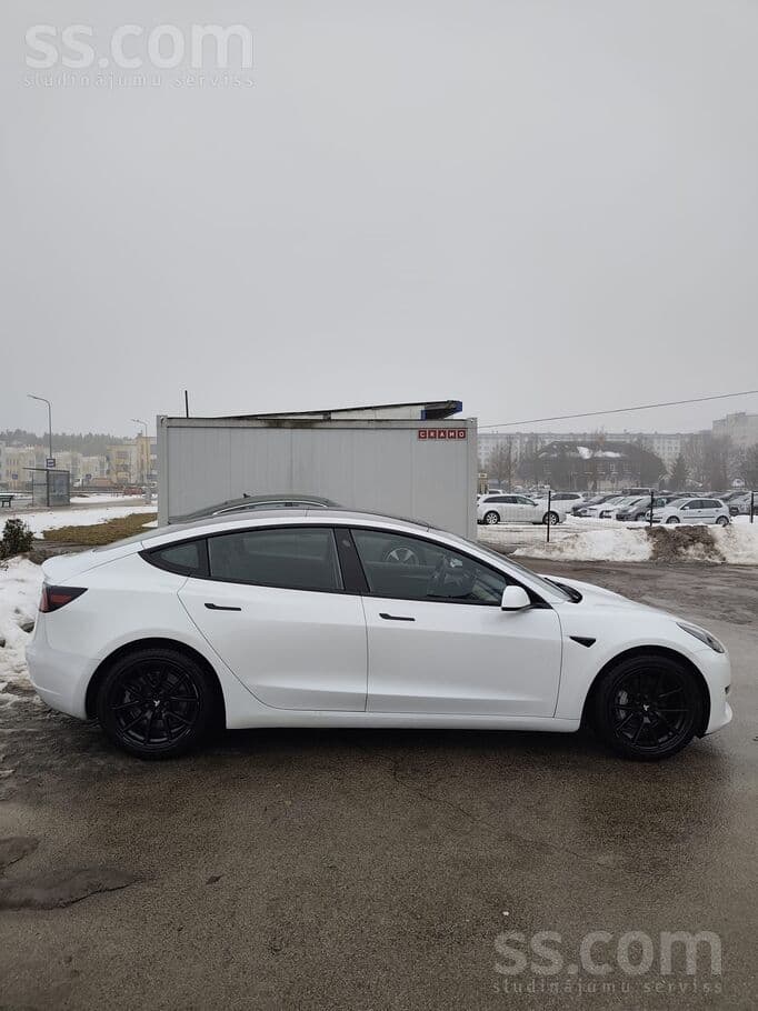 2021 Tesla Model 3 5