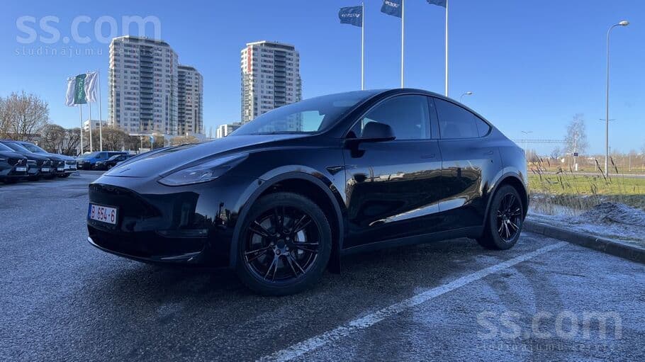 2023 Tesla Model Y