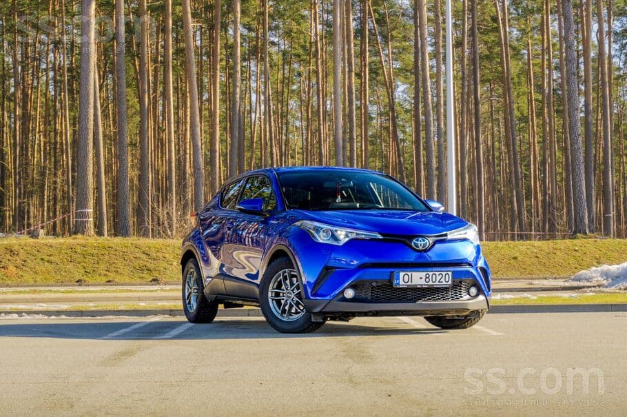 2018 Toyota C-HR 2